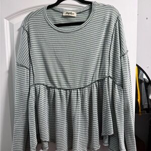 Hapilos Green Houndstooth Women's Blouse